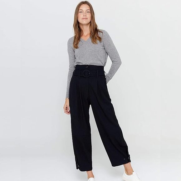 NEW  Lord & Taylor 100% 2-Ply Cashmere Sweater Purchased at Husdon Bay. - Picture 3 of 16